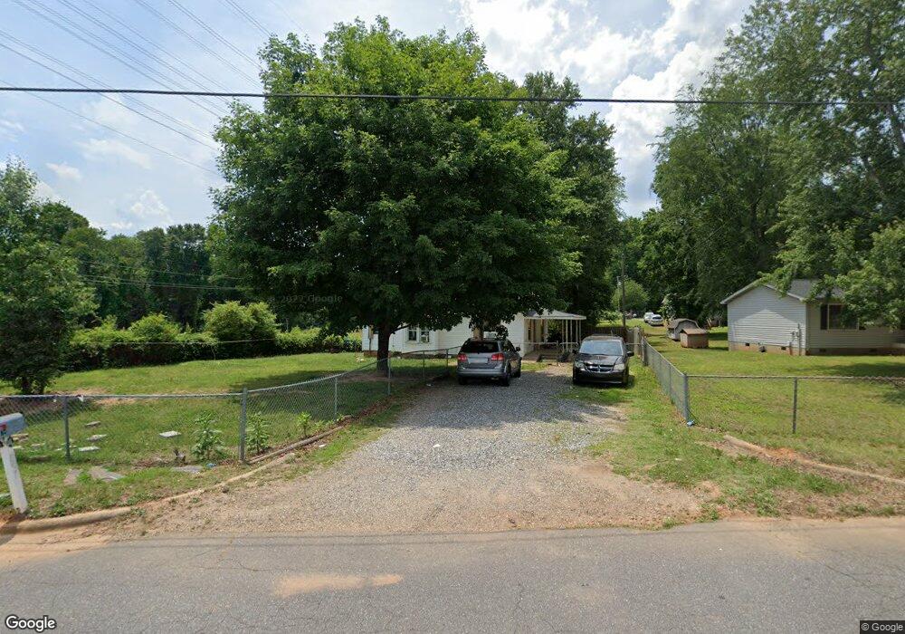 1428 Old Charlotte Rd, Statesville, NC 28677 - photo 1