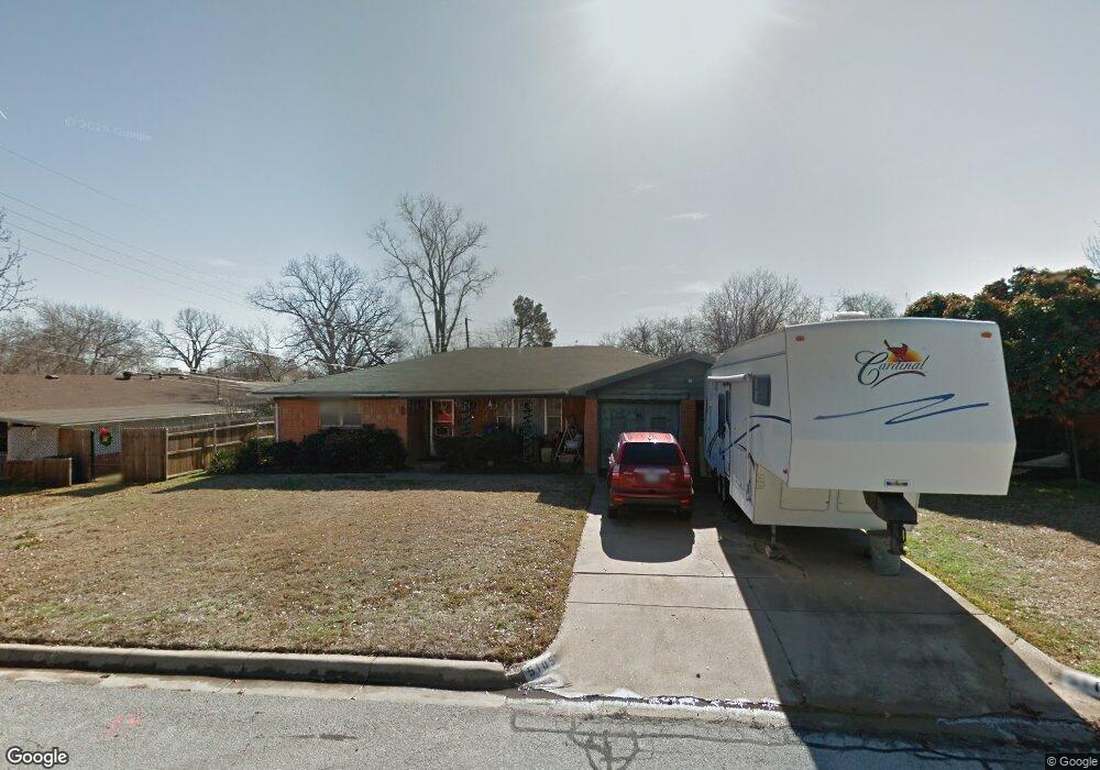 5105 Bob Dr, North Richland Hills, TX 76180 - photo 1