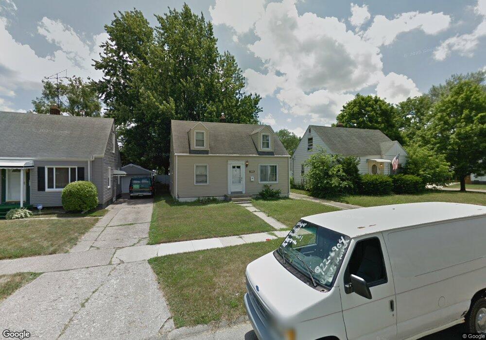 745 Leland St, Flint, MI 48507 - photo 1