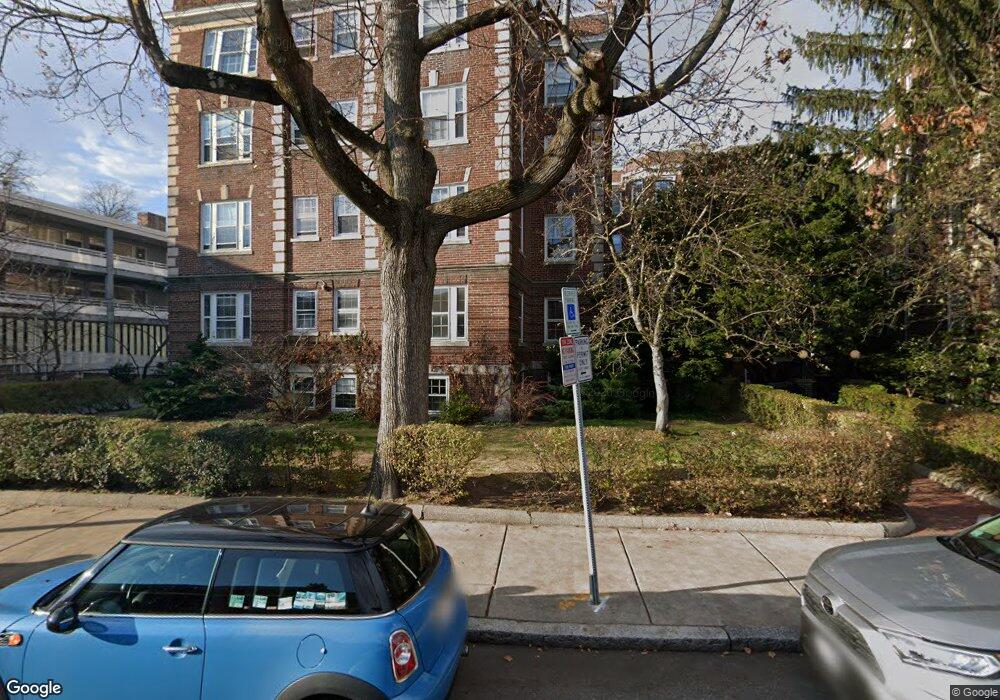 43 Linnaean St unit 27, Cambridge, MA 02138 - photo 1
