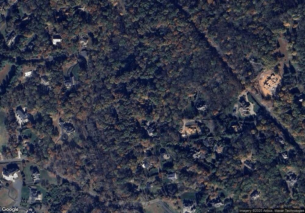 8541 Old Dominion Dr, McLean, VA 22102 - photo 1