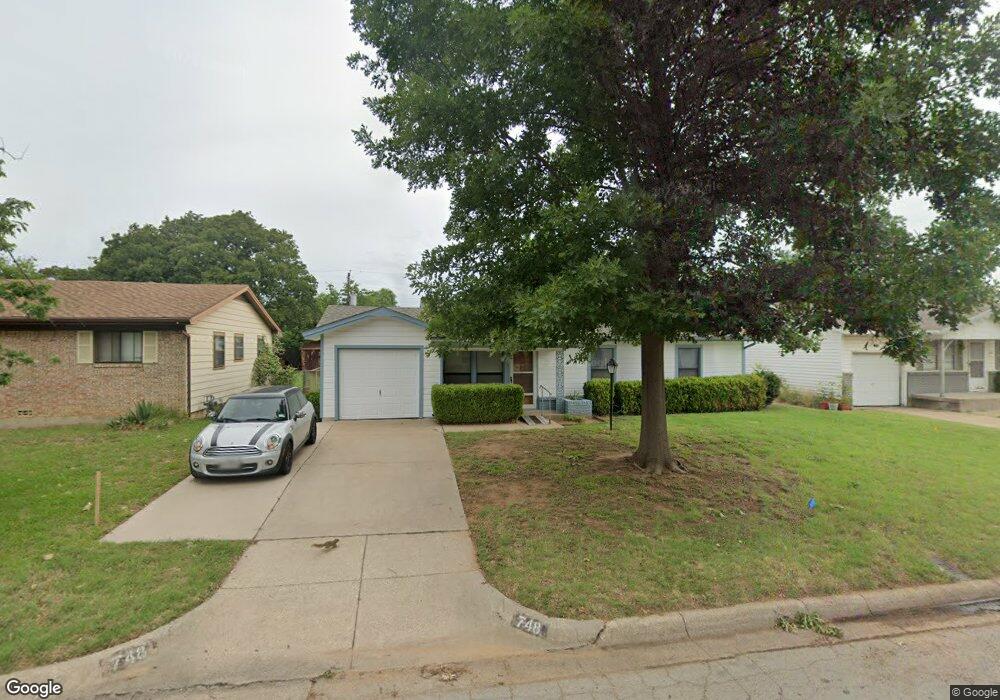 748 Cullum Ave, Hurst, TX 76053 - photo 1