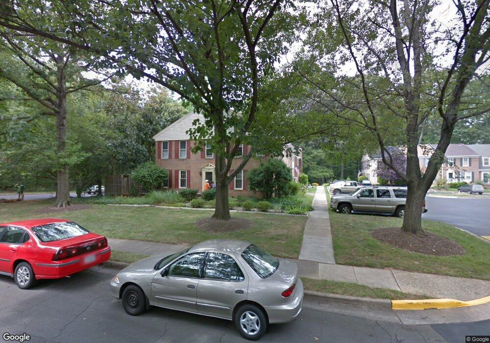 11945 Heathcote Ct, Reston, VA 20191 - photo 1