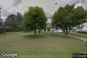 10008 Southview Rd, Fairfax, IA 52228