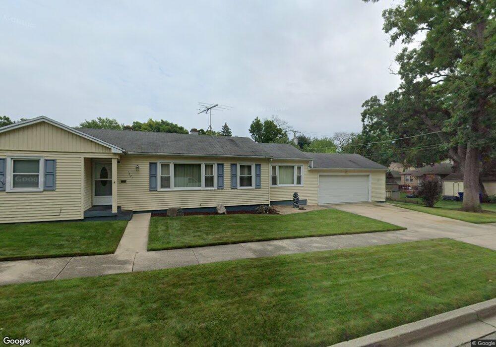 1621 N Linden Ave, Waukegan, IL 60085 - photo 1