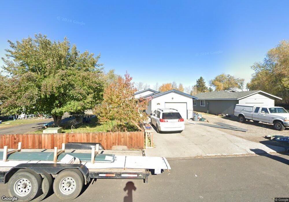 1583 SW Lava Ave, Redmond, OR 97756 - photo 1