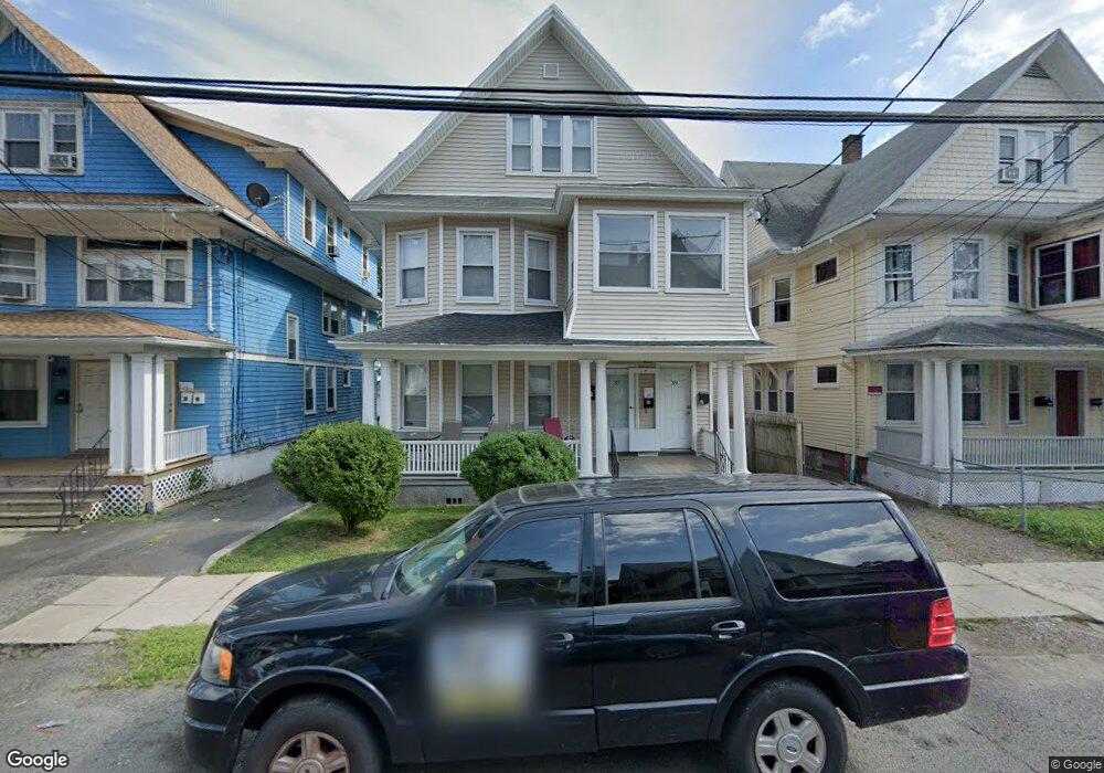 37 Bronx Ave unit 2, Bridgeport, CT 06606 - photo 1