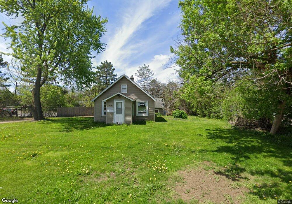 2204 Utley Rd, Flint, MI 48532 - photo 1