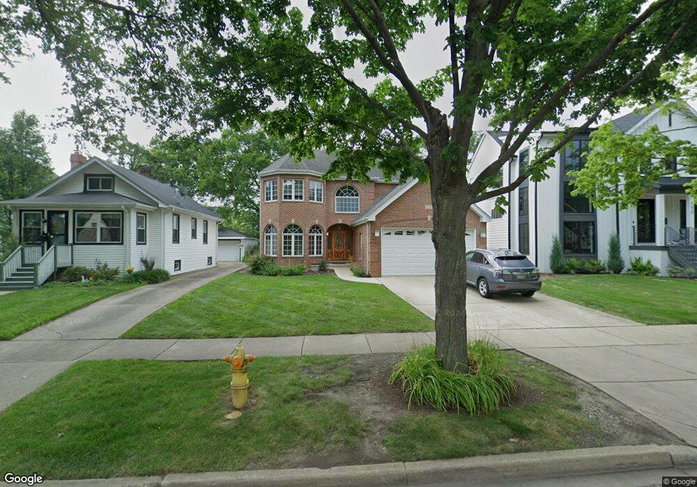 126 N Oak St, Elmhurst, IL 60126 - photo 1