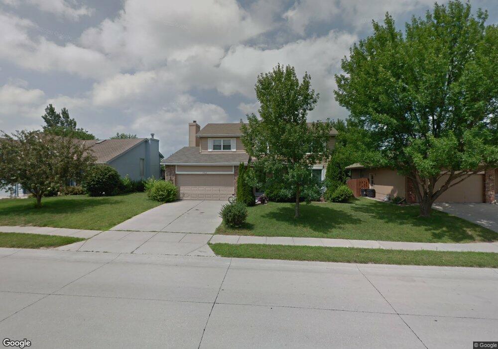 17012 Orchard Ave, Omaha, NE 68135 - photo 1