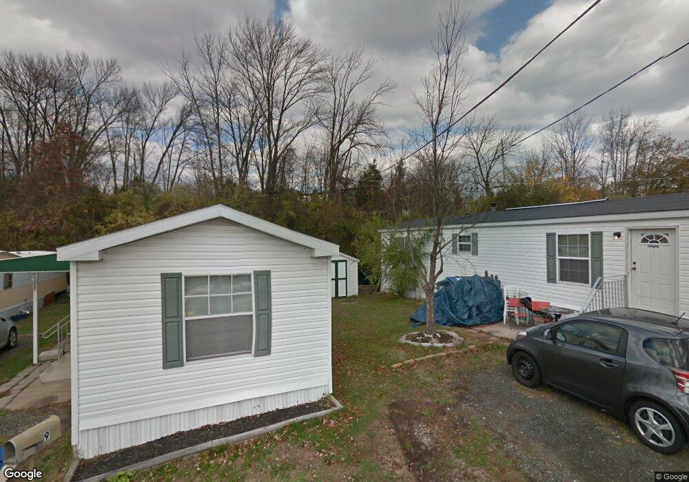 125 Bordic Rd, Reading, PA 19606 - photo 1