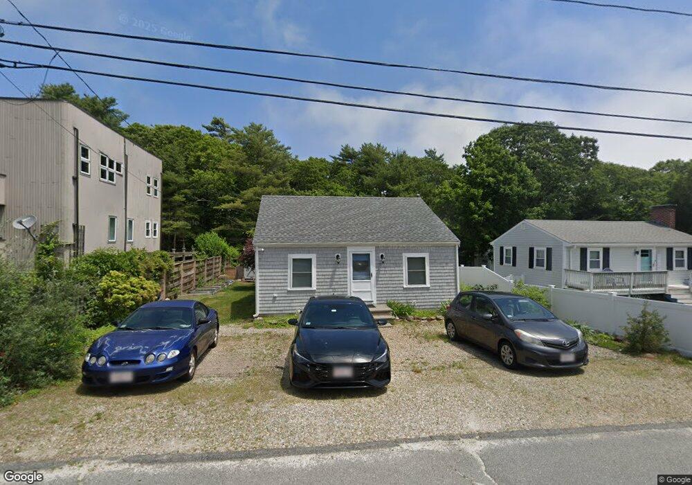 25 Gitchee Gummie Rd, Buzzards Bay, MA 02532 - photo 1