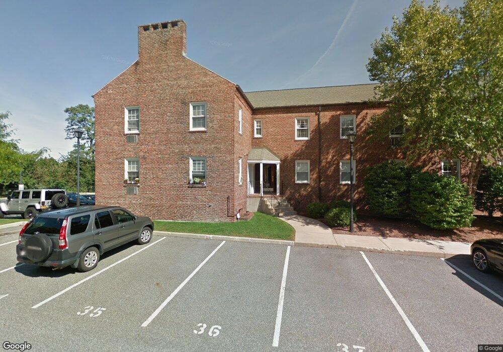 27 Commonwealth Ave unit 2, Chestnut Hill, MA 02467 - photo 1