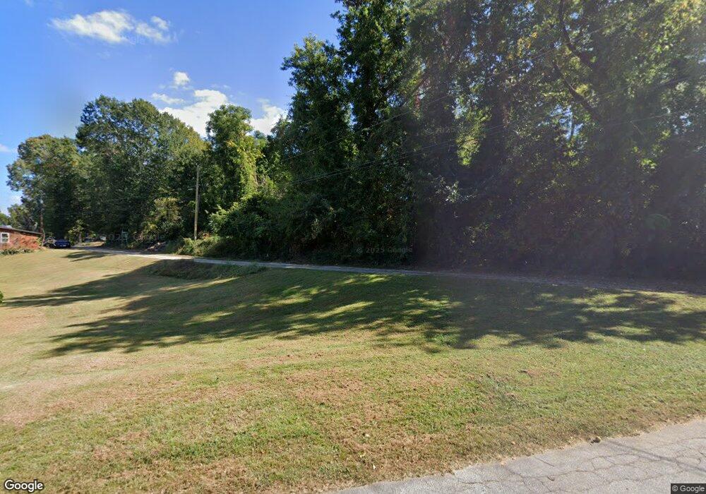 302 Bauknight St, Walhalla, SC 29691 - photo 1