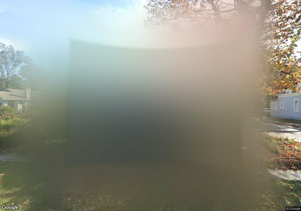 2025 Old Shell Rd, Mobile, AL 36607 - photo 1