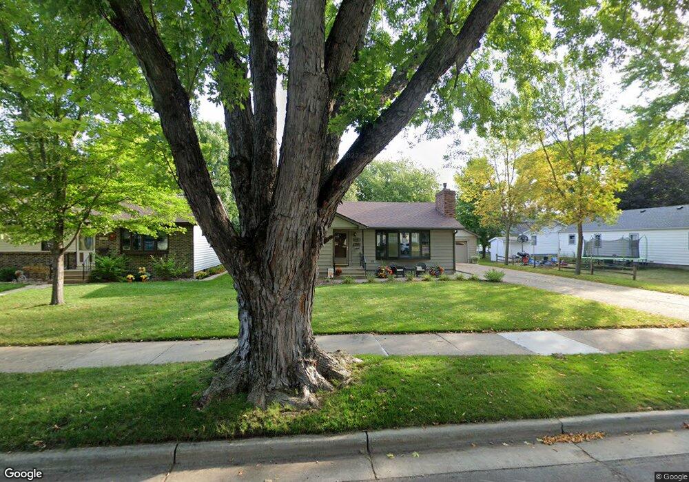 1214 N Payne St, New Ulm, MN 56073 - photo 1