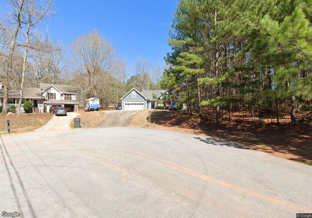 640 Robin Rd, Covington, GA 30016 - photo 1