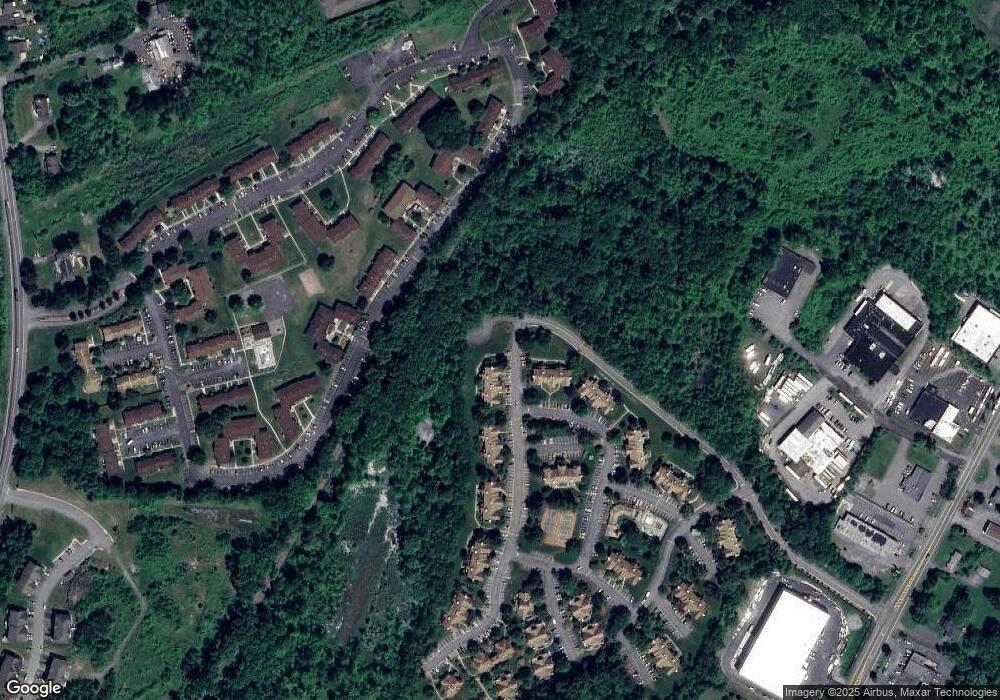 1207 Washington Green unit V5, New Windsor, NY 12553 - photo 1