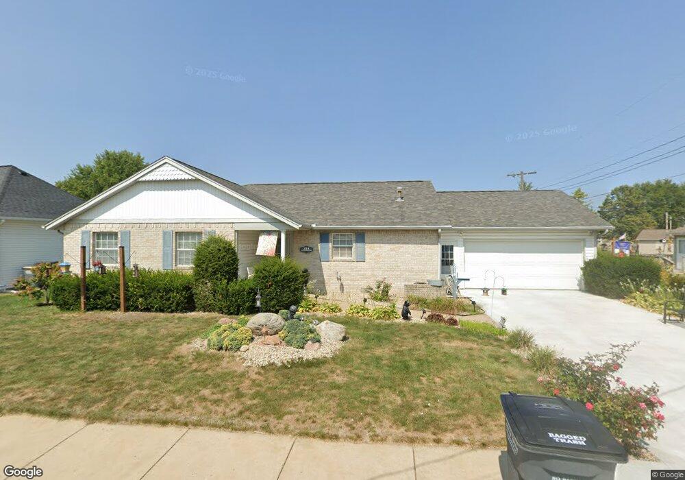 214 Armstrong St, Tipton, IN 46072 - photo 1