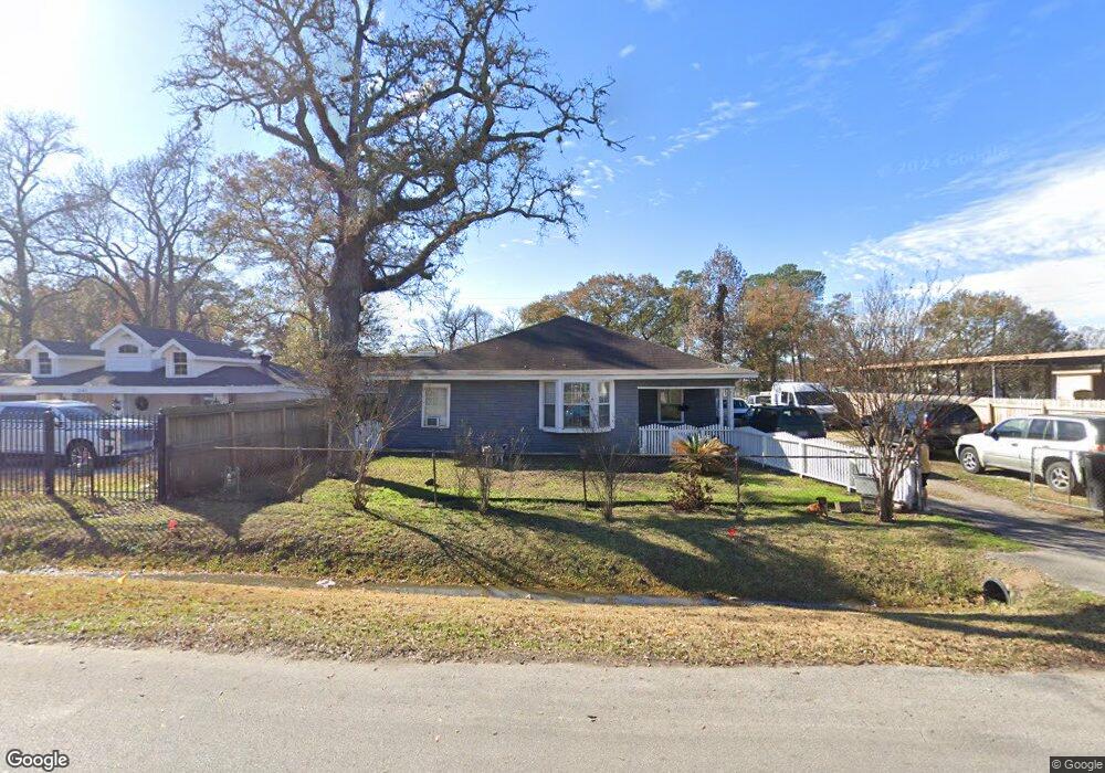 10549 Caxton St, Houston, TX 77016 - photo 1