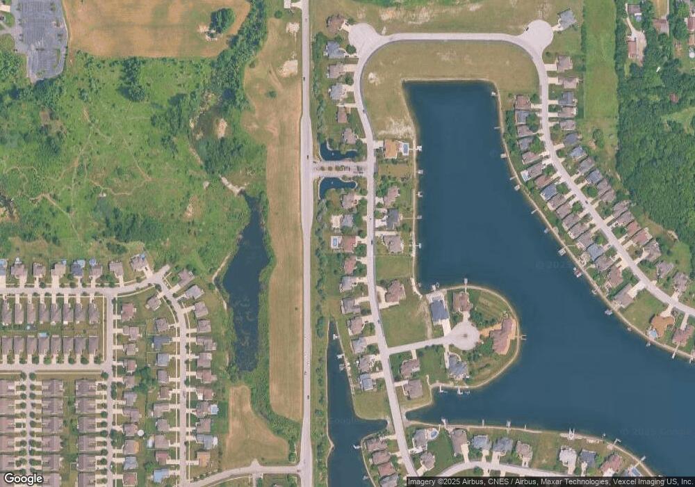 10282 Doubletree Dr S, Crown Point, IN 46307 - photo 1