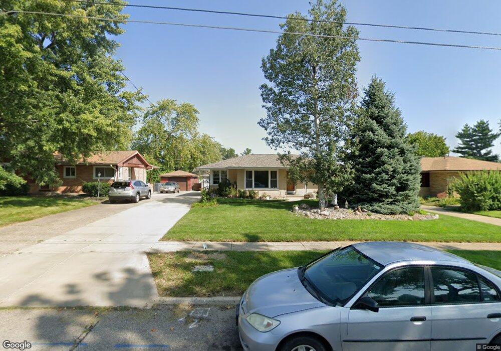 3325 Aurora Ave, Des Moines, IA 50310 - photo 1