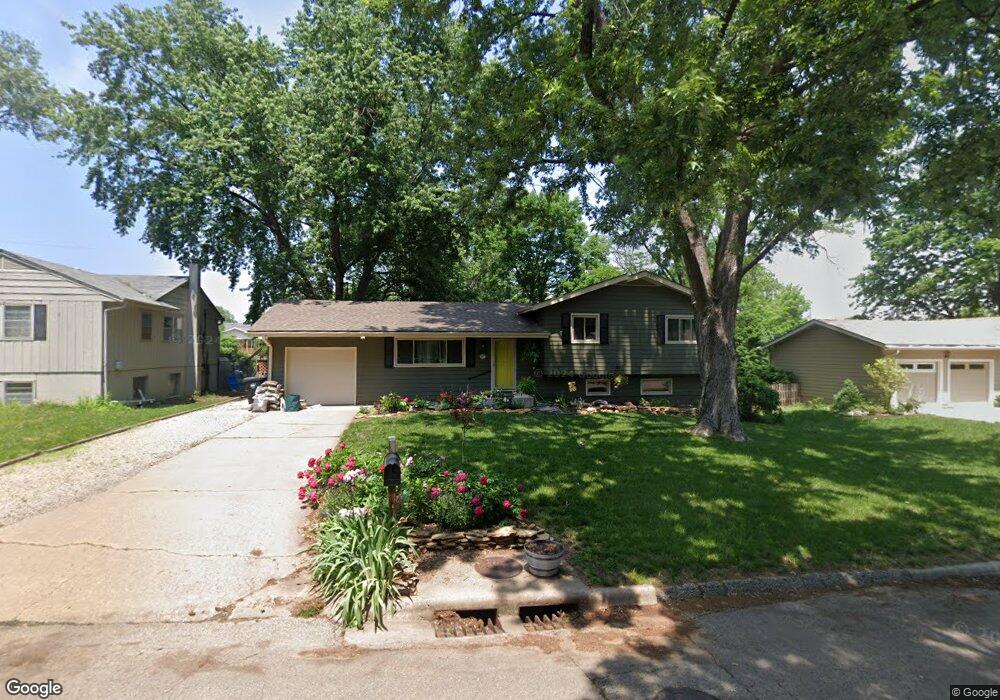 1618 SW Sieben St, Topeka, KS 66611 - photo 1