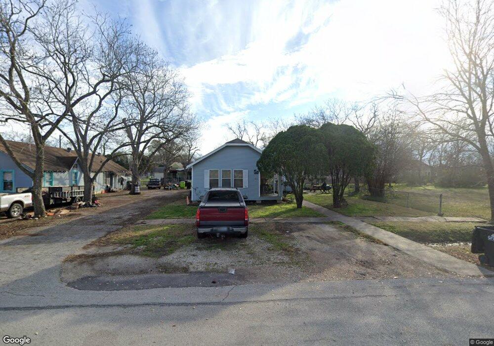 813 6th St, Rosenberg, TX 77471 - photo 1