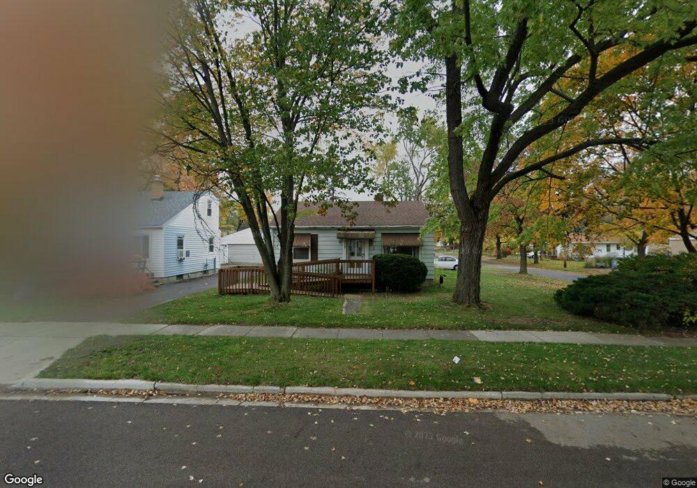 817 Maplehill Ave, Lansing, MI 48910 - photo 1