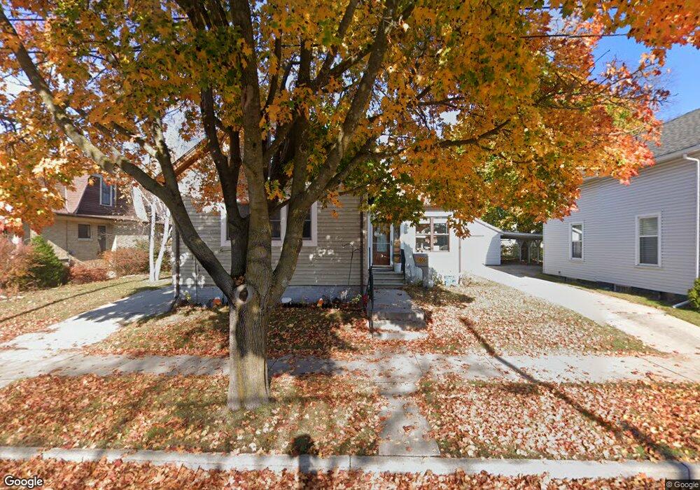 1608 21st St, Two Rivers, WI 54241 - photo 1