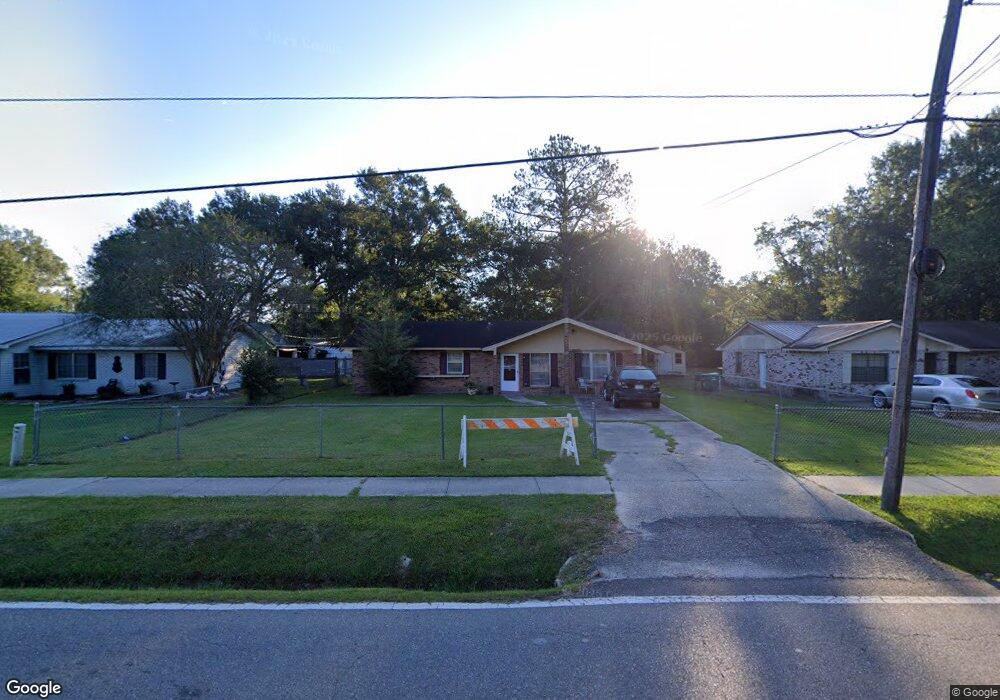 821 S Beech St, Picayune, MS 39466 - photo 1
