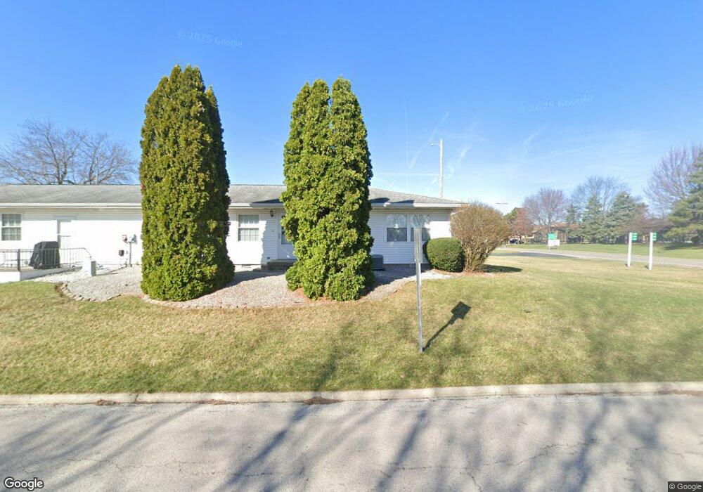 813 W Bigelow Ave, Findlay, OH 45840 - photo 1