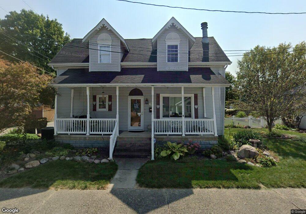 415 Armstrong St, Tipton, IN 46072 - photo 1