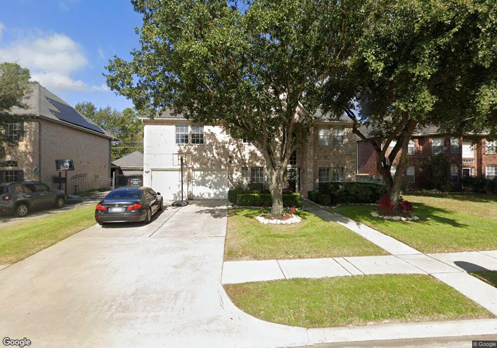 11606 Pemford Dr, Tomball, TX 77377 - photo 1