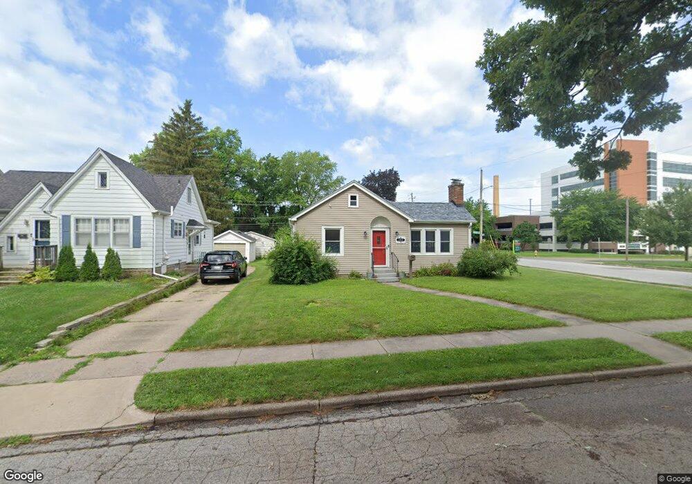 2034 Esplanade Ave, Davenport, IA 52803 - photo 1