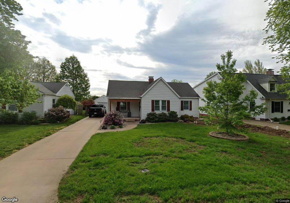 32 Elm Ridge, Mattoon, IL 61938 - photo 1