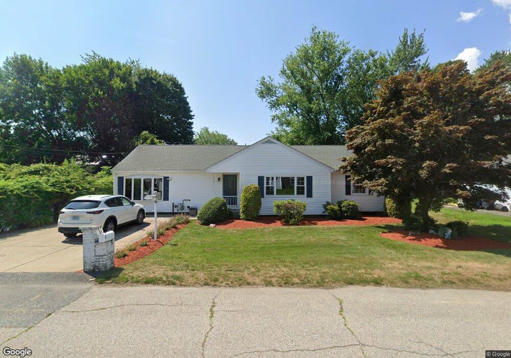 112 Coburn St, Warwick, RI 02889 - photo 1