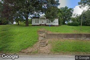 417 Spring St, Rosiclare, IL 62982
