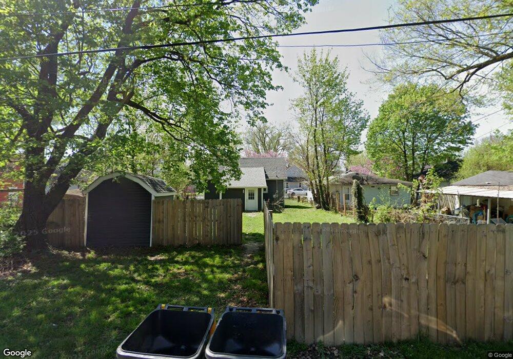 526 W 2nd St, Anderson, IN 46016 - photo 1