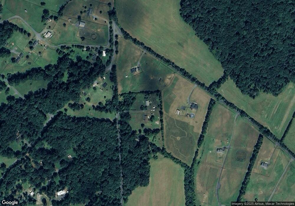 19237 Clover Hill Rd, Jeffersonton, VA 22724 - photo 1