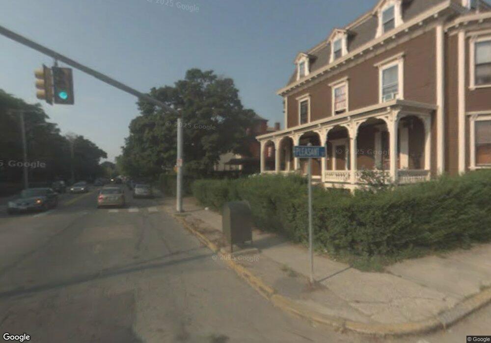 497499 Broadway, Newport, RI 02840 - photo 1