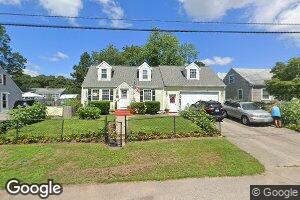 121 Almy St, Warwick, RI 02886