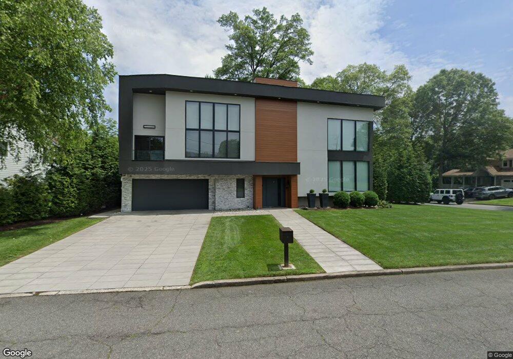 41 Buckingham Rd, Cresskill, NJ 07626 - photo 1