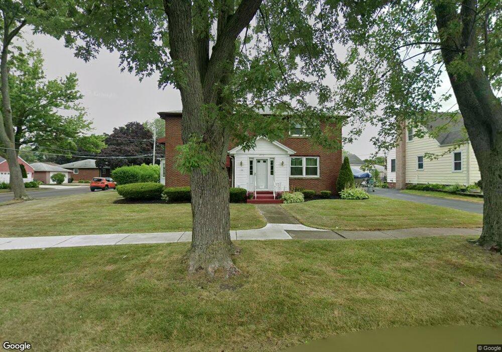 673 Niagara Pkwy, North Tonawanda, NY 14120 - photo 1