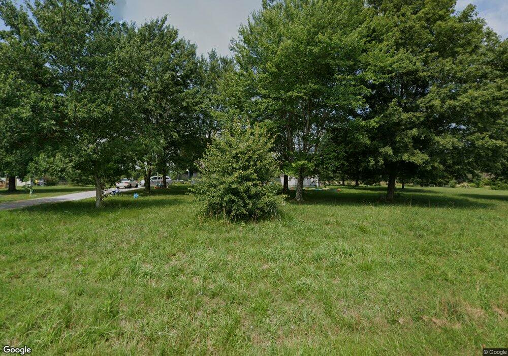 294 Whitaker Rd, Shelbyville, TN 37160 - photo 1