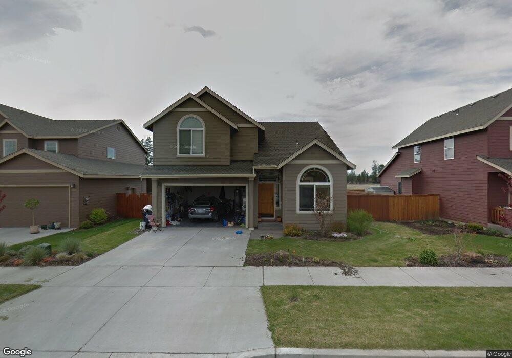 61637 Vega St, Bend, OR 97702 - photo 1