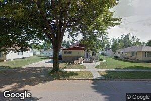 305 E Minnesota Ave, George, IA 51237