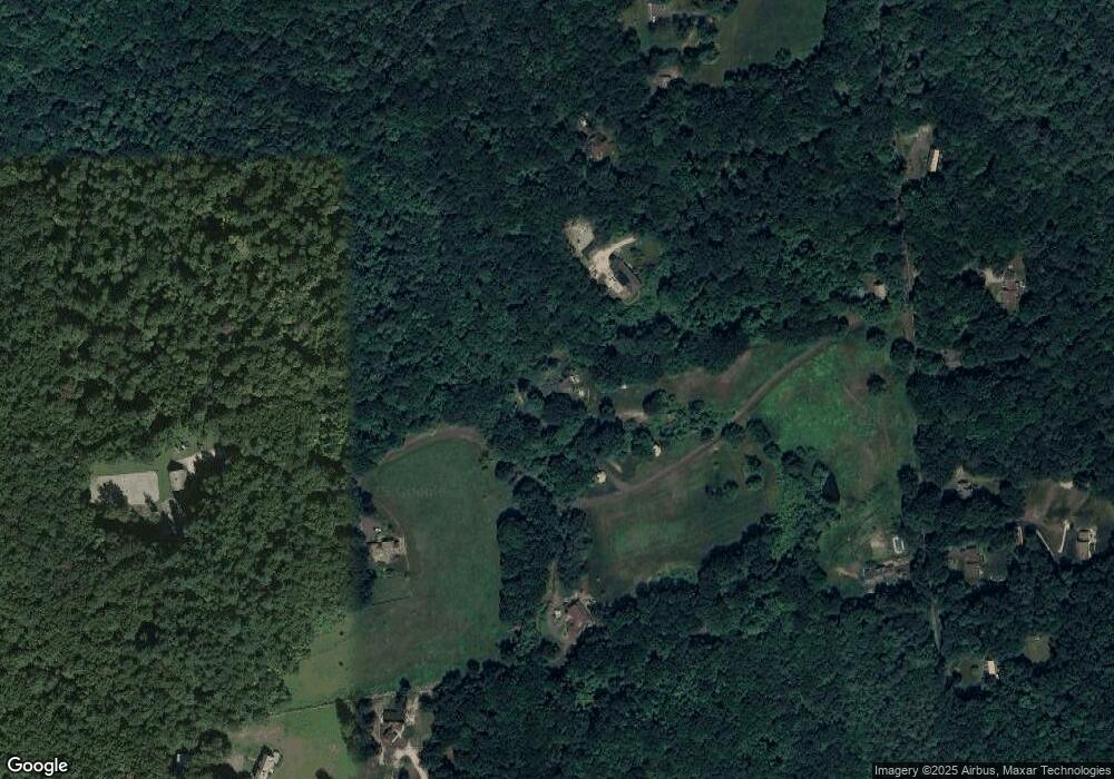 582 Kennedy Rd, Leeds, MA 01053 - photo 1