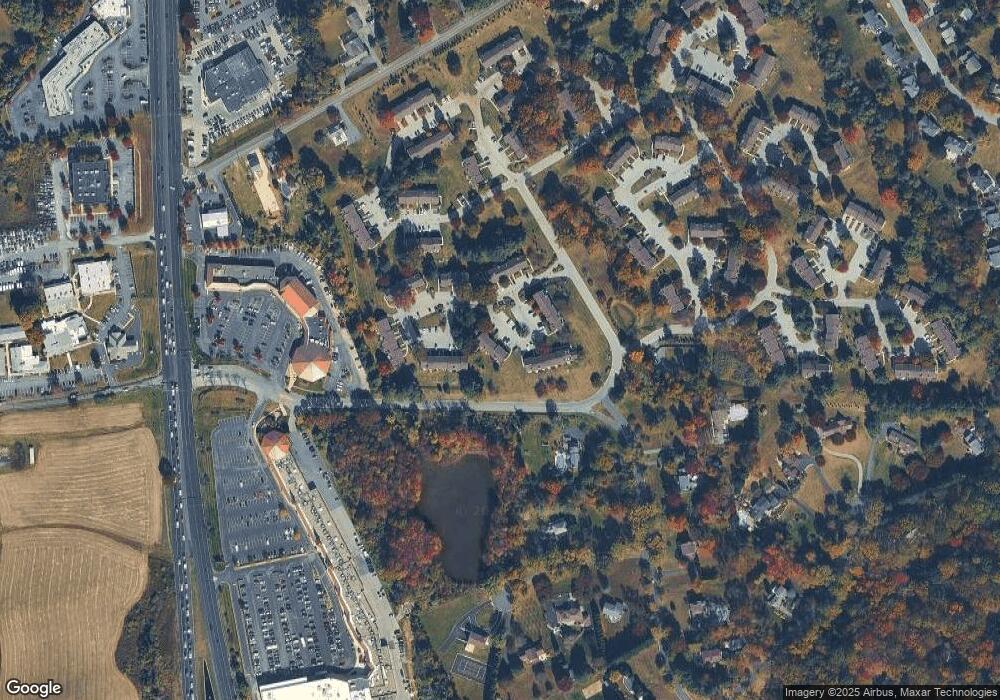 402 Meadow Ct, Glen Mills, PA 19342 - photo 1