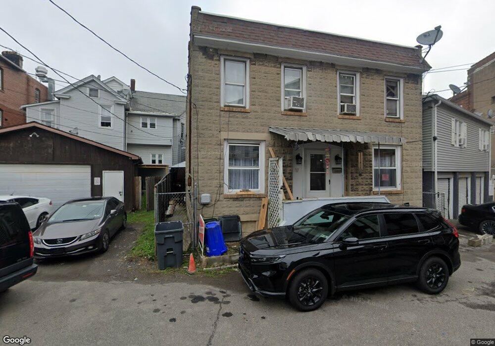 9 E Arbutus St unit 11, Hazleton, PA 18201 - photo 1